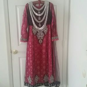 Stunning Pakistani dress